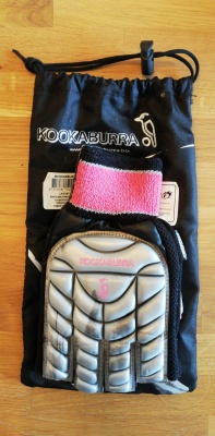 Kookaburra Right-Hand Protection Glove Silver/Pink